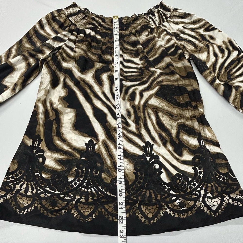 Cache Tunic Top Blouse Size M Silk Animal Print Smocked 3/4 Sleeve Flowy Mobwife - Picture 10 of 13